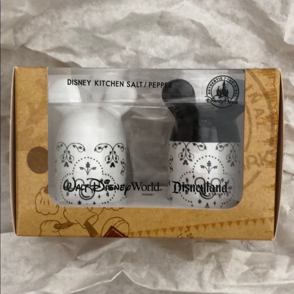 New Mickey Mouse Salt and Pepper Shaker